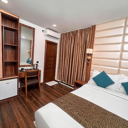 Hotel Dreams Grand Hulhumale Esterno foto
