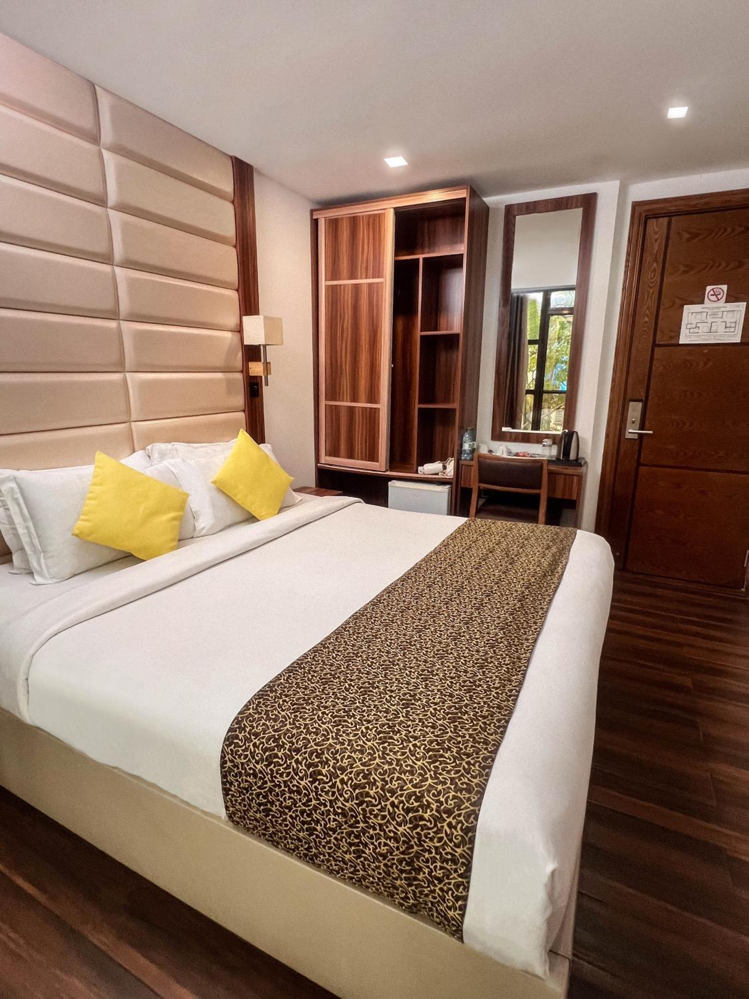 Hotel Dreams Grand Hulhumale Esterno foto