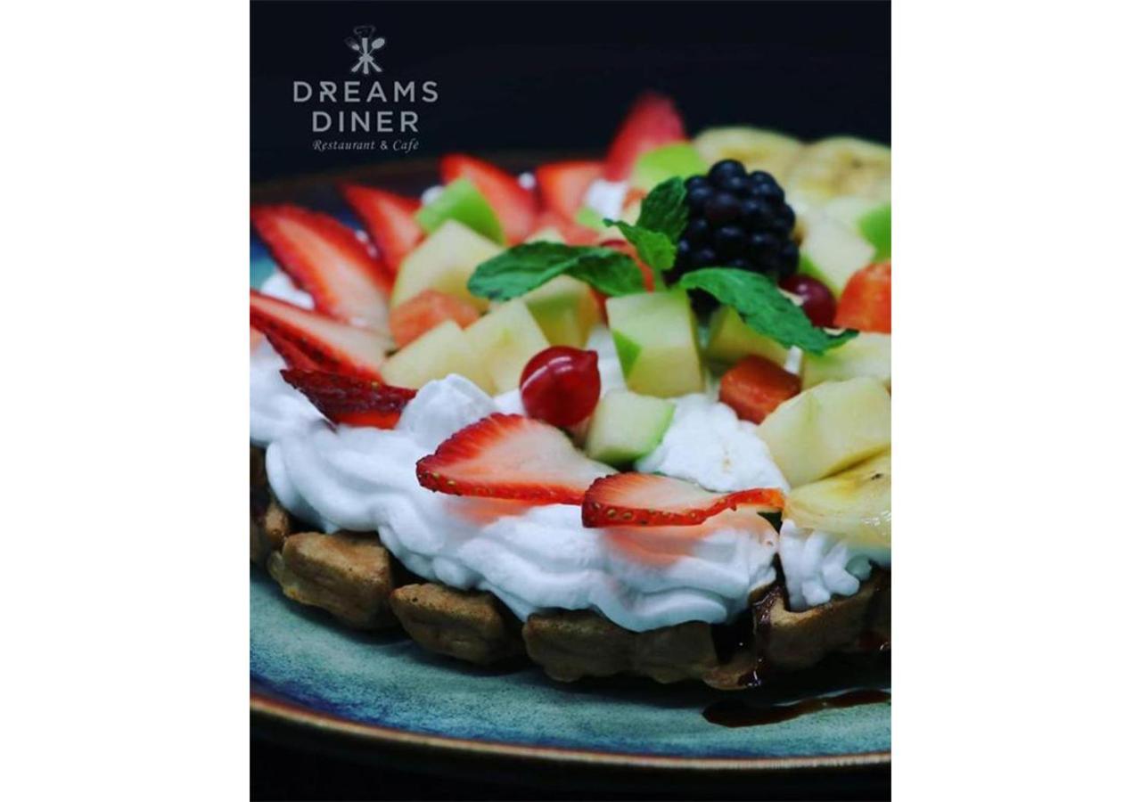Hotel Dreams Grand Hulhumale Esterno foto